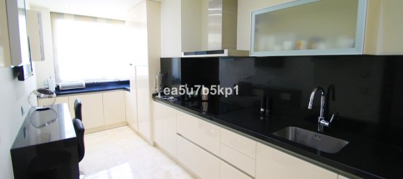 3 Schlafzimmer Wohnung in Benahavis, Spain, Nr. 109482 22