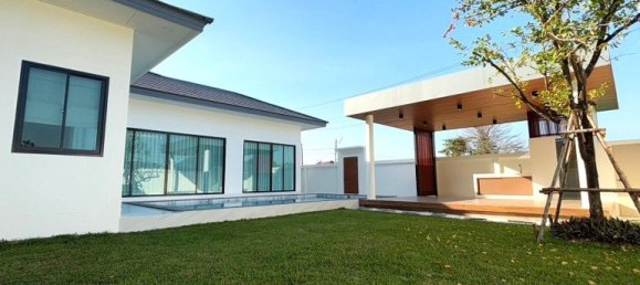 3 bedrooms House in Pattaya, Thailand No. 27487 29