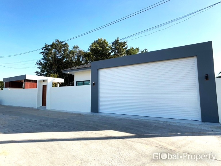 3 bedrooms House in Pattaya, Thailand No. 27487