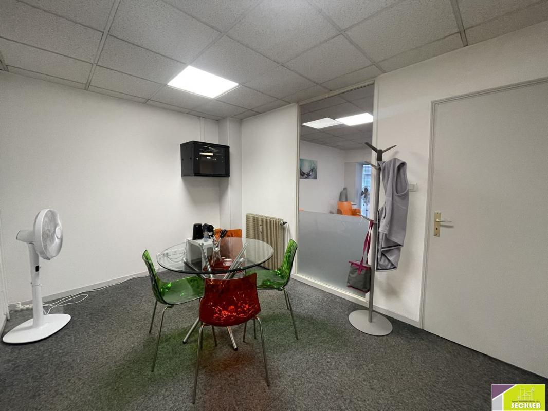 Gewerbliche Immobilie in Thann, France 47m², Nr. 52278