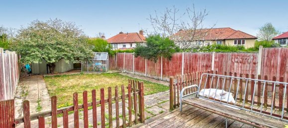 3 bedrooms House in Basingstoke, United Kingdom No. 10778 7