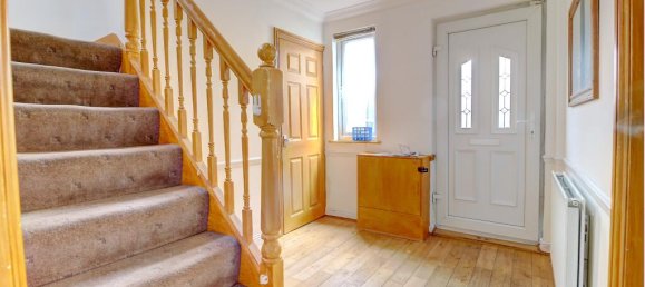 3 bedrooms House in Basingstoke, United Kingdom No. 10778 5