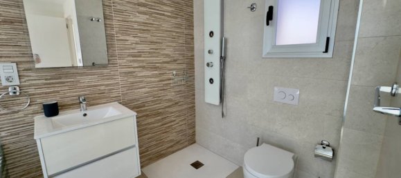 Villa de 3 dormitorios en Ciudad Quesada, Spain No. 8604 12