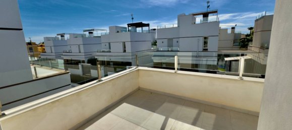 Villa de 3 dormitorios en Ciudad Quesada, Spain No. 8604 18