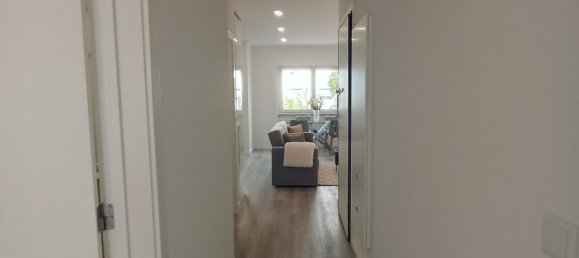 3 bedrooms Apartment in Lisbon, Portugal No. 10688 2