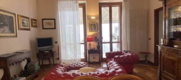 4-salle Appartement à Piacenza, Italy No. 23589 2