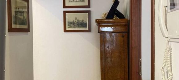 4-salle Appartement à Piacenza, Italy No. 23589 6