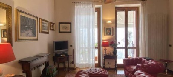4-salle Appartement à Piacenza, Italy No. 23589 4