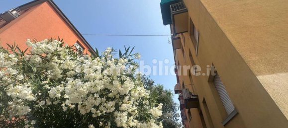 3 bedrooms Apartment in Bologna, Italy No. 332420 2