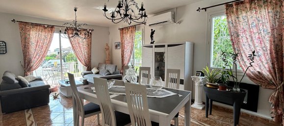 4 bedrooms House in Carcassonne, France No. 293553 2