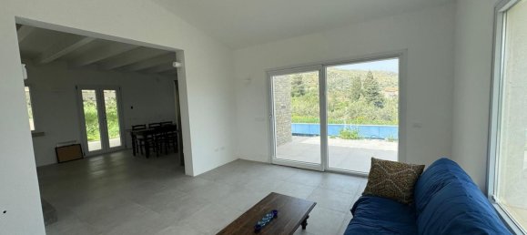 4 rooms Villa in Castellammare del Golfo, Italy No. 258750 9