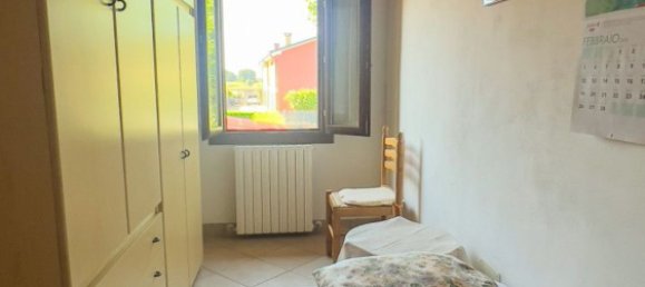 3 rooms House in Correzzola, Italy No. 283053 13