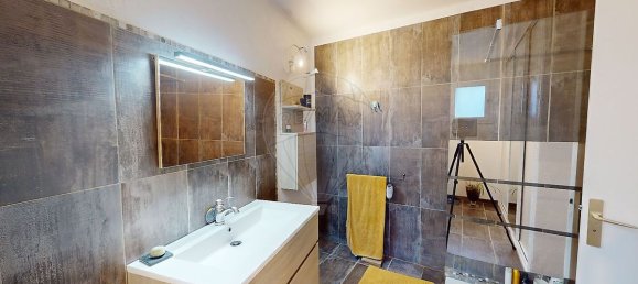 Casa de 7 dormitorios en Saint-Denis-de-l'Hotel, France No. 77292 15