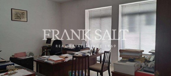 280m² Office in Ta' Xbiex, Malta No. 13627 6