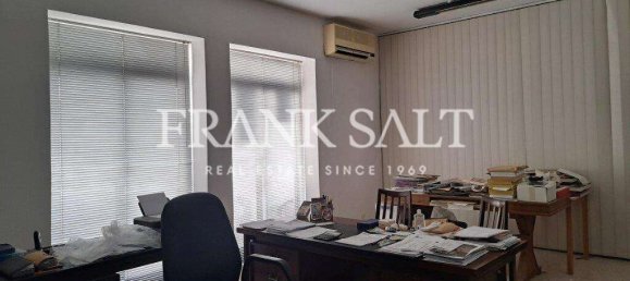 280m² Office in Ta' Xbiex, Malta No. 13627 15