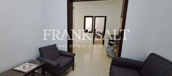 280m² Office in Ta' Xbiex, Malta No. 13627 8