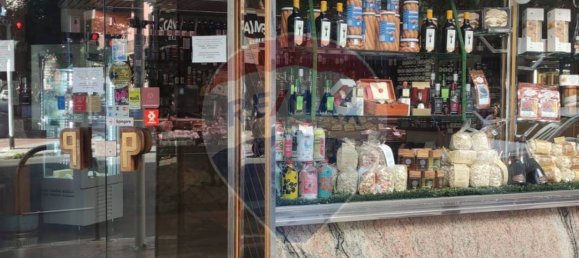 Propriété commerciale à Bari, Italy 134m² No. 346110 21