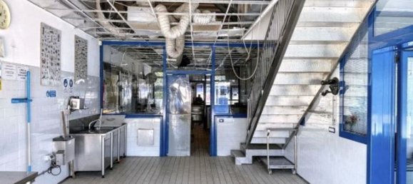 Gewerbliche Immobilie in Carpenedolo, Italy 386m², Nr. 311888 3