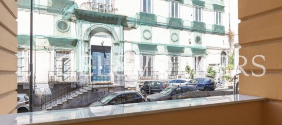 3 bedrooms Apartment in Naples, Italy No. 350047 32