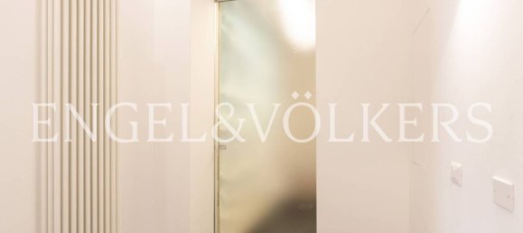 3 bedrooms Apartment in Naples, Italy No. 350047 24