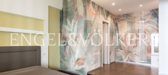 3 bedrooms Apartment in Naples, Italy No. 350047 18