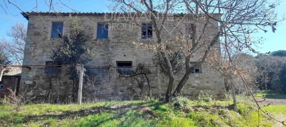 5 rooms House in Passignano sul Trasimeno, Italy No. 77528 23