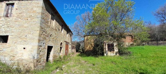 5 rooms House in Passignano sul Trasimeno, Italy No. 77528 7