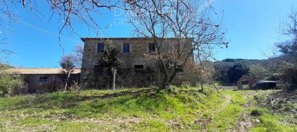 5 rooms House in Passignano sul Trasimeno, Italy No. 77528 22