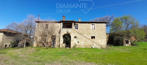 5 rooms House in Passignano sul Trasimeno, Italy No. 77528 5
