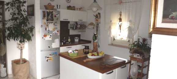 7 rooms Apartment in Poggibonsi, Italy No. 89608 2