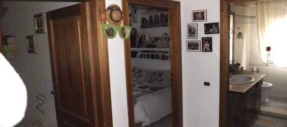 7 rooms Apartment in Poggibonsi, Italy No. 89608 7