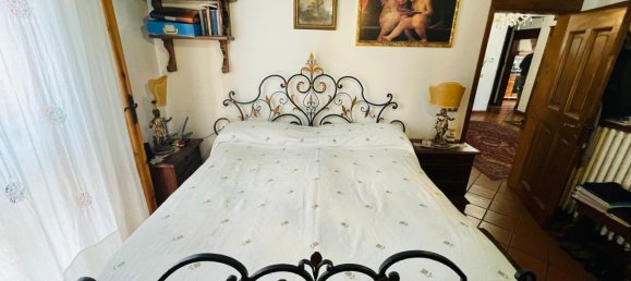 Casa de 7 habitaciónes en Prato, Italy No. 89837 13