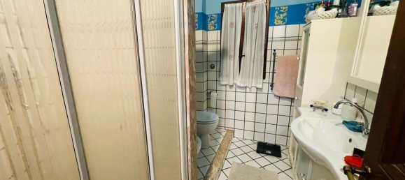 Casa de 7 habitaciónes en Prato, Italy No. 89837 28