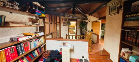 Casa de 7 habitaciónes en Prato, Italy No. 89837 34