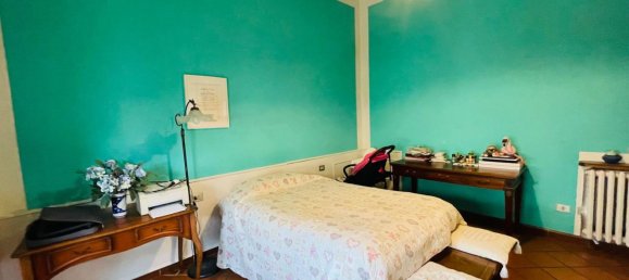 Casa de 7 habitaciónes en Prato, Italy No. 89837 19