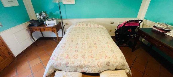 Casa de 7 habitaciónes en Prato, Italy No. 89837 20