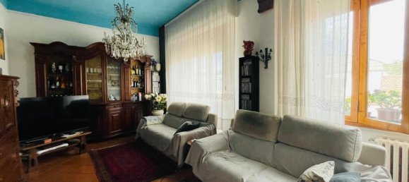 Casa de 7 habitaciónes en Prato, Italy No. 89837 7