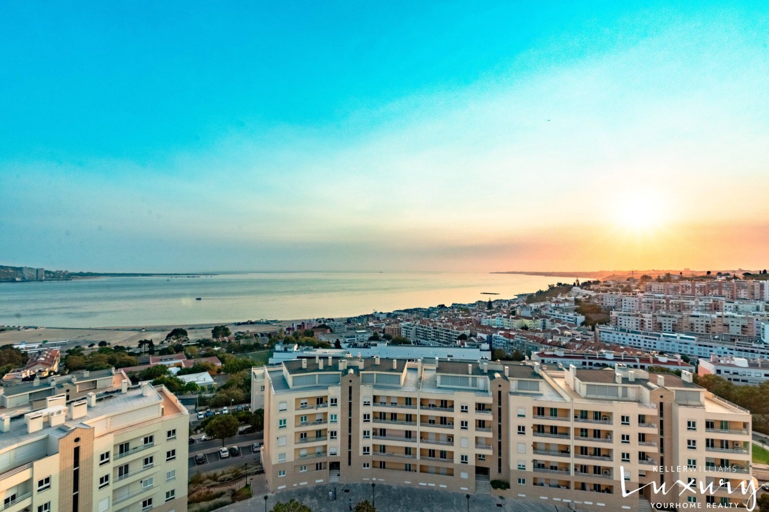 Apartamento T4 em Oeiras, Portugal N.º 128602