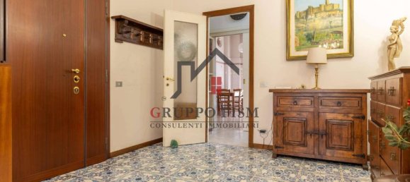 4 bedrooms Apartment in Rome, Italy No. 331116 25
