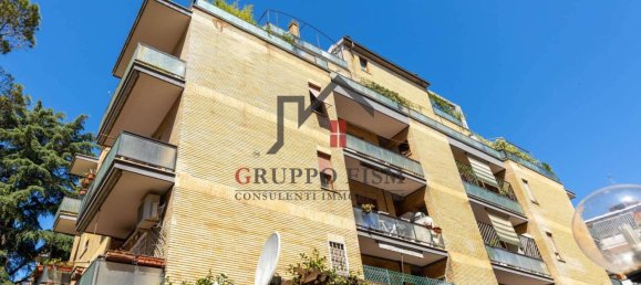 4 bedrooms Apartment in Rome, Italy No. 331116 28