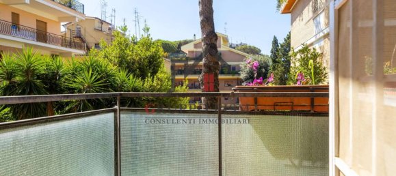 4 bedrooms Apartment in Rome, Italy No. 331116 5