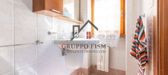 4 bedrooms Apartment in Rome, Italy No. 331116 17