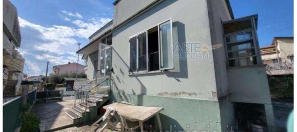 5-salle Maison à Cattolica, Italy No. 11442 87