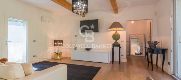 3 bedrooms Villa in Castel San Pietro Terme, Italy No. 360100 7