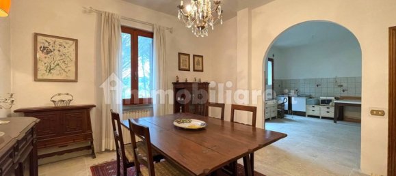 3 Schlafzimmer Villa in Quarrata, Italy, Nr. 165042 7