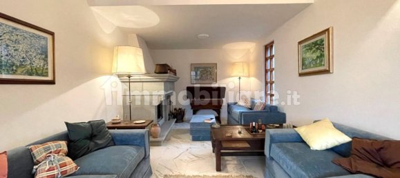 3 Schlafzimmer Villa in Quarrata, Italy, Nr. 165042 37