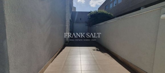 4 bedrooms Villa in Balzan, Malta No. 11449 15