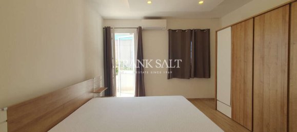 4 bedrooms Villa in Balzan, Malta No. 11449 6