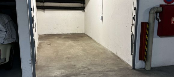  موقف سيارات في Munich, Germany رقم 353232 7