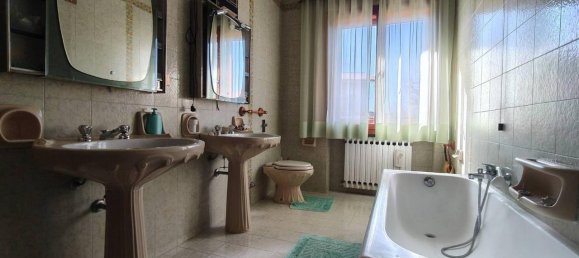 7-salle Villa à Udine, Italy No. 36725 35